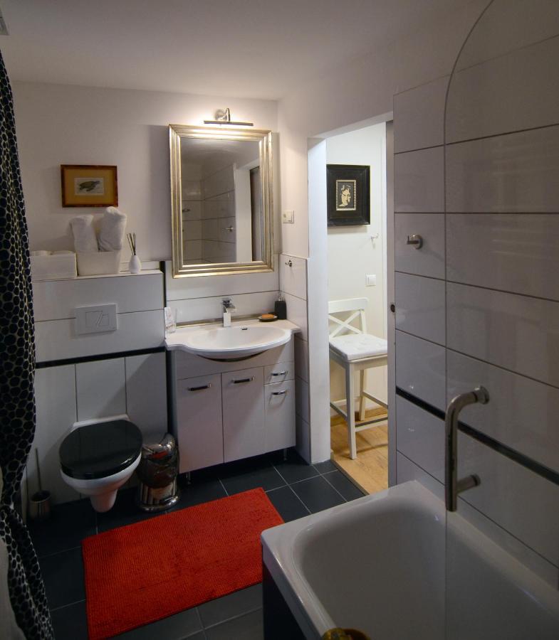 Filia Apartman Eger Bagian luar foto